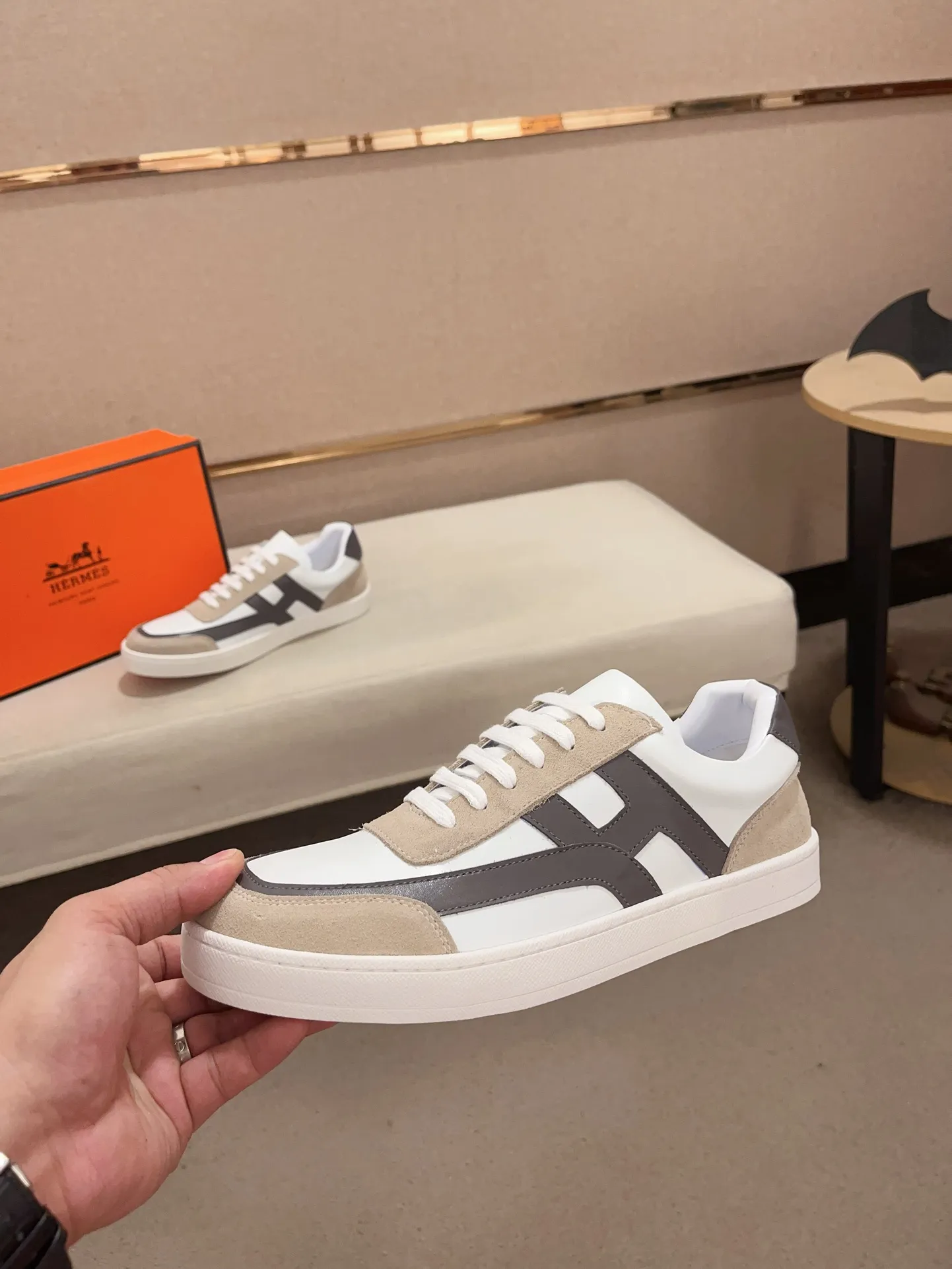 Men's clothing and shoes💰: 420💰《HERMES》【Classic Original Version】Hermès; Top 🔝 Purchasing Agency 🔍🔍Men's latest 🇺🇸 counter sales simultaneously, original ▲▲cowhide imported from Italy ▲▲Exquisite workmanship (Italian 🇮🇹Imported water-dyed 🐂cowhide lining) sole: original sole provided by the original factory, ⚠️exclusive double-layer activity·TPR·rubber·combined molded outsole; Code number: 38-44 (45/46 can be customized, non-refundable)